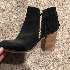 Booties - chunky heel